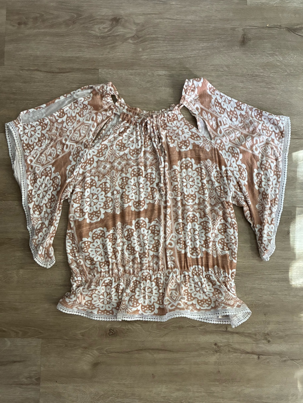 Women’s Boho Off-Shoulder Smocked Top in light brown & White